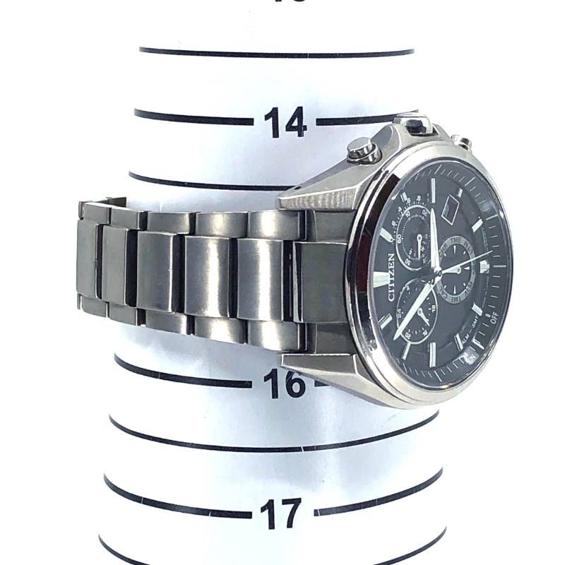 【美品】CITIZEN シチズン/エコドライブ E610 S104203/ソーラークォーツ/チタン/シルバー・ブラック