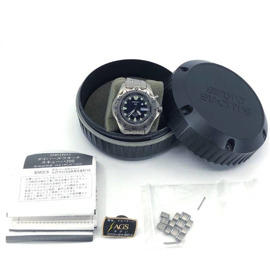 【ケース・取説・コマ付き】SEIKO セイコー/AGS(キネティック) スキューバ 200m 5M23-6B40/蓄電クォーツ/チタン/シルバー・ブラック