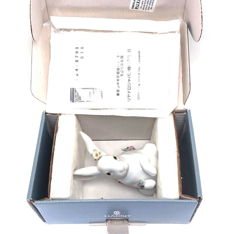 【美品・箱付き】LLADRO リヤドロ/花飾りの白うさぎ フィギュリン/陶器/マルチカラー