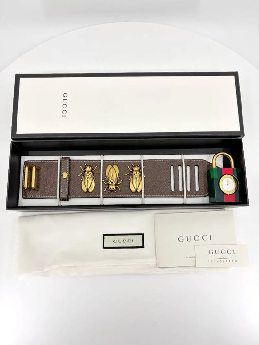 【電池交換済み・箱付】GUCCI グッチ/コンスタンス プレキシ ウォッチ ビー 150.5 レディース バングルウォッチ 腕時計/クォーツ/ホワイトシェル文字盤/レザー・アセテート/ブラウン・レッド・グリーン・ゴールド