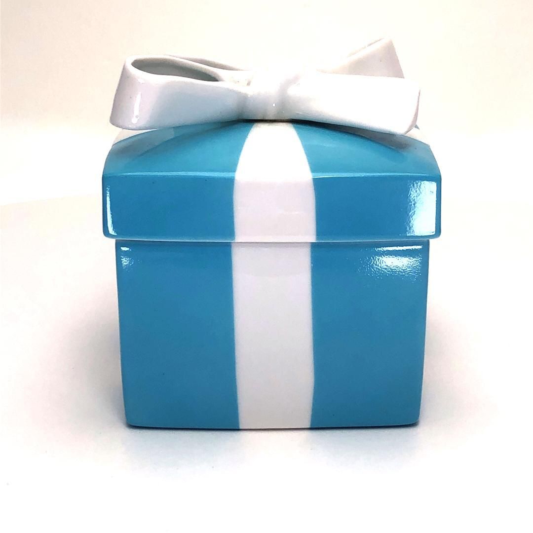 【訳あり・売り切り・ラージサイズ・箱付】Tiffany ティファニー／ラージサイズ ブルーボックス 小物入れ／陶器／ブルー・ホワイト