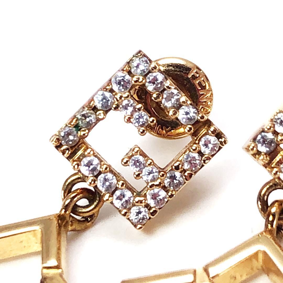 【美品】FENDI フェンディ／スターモチーフ ピアス 3523／FF スワロフスキー／GP／ゴールド