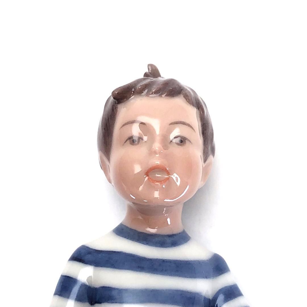 【美品・箱付き】Royal Copenhagen イヤルコペンハーゲン／男の子 ミレニアム フィギュリン／陶器／マルチカラー