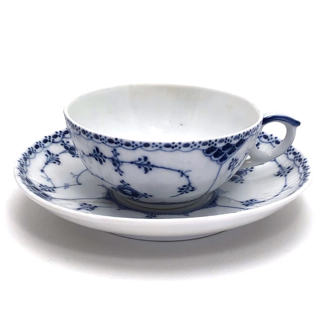 Royal Copenhagen ロイヤルコペンハーゲン／ブルーフルーテッド ハーフレース カップ＆ソーサー／陶器／ホワイト・ブルー