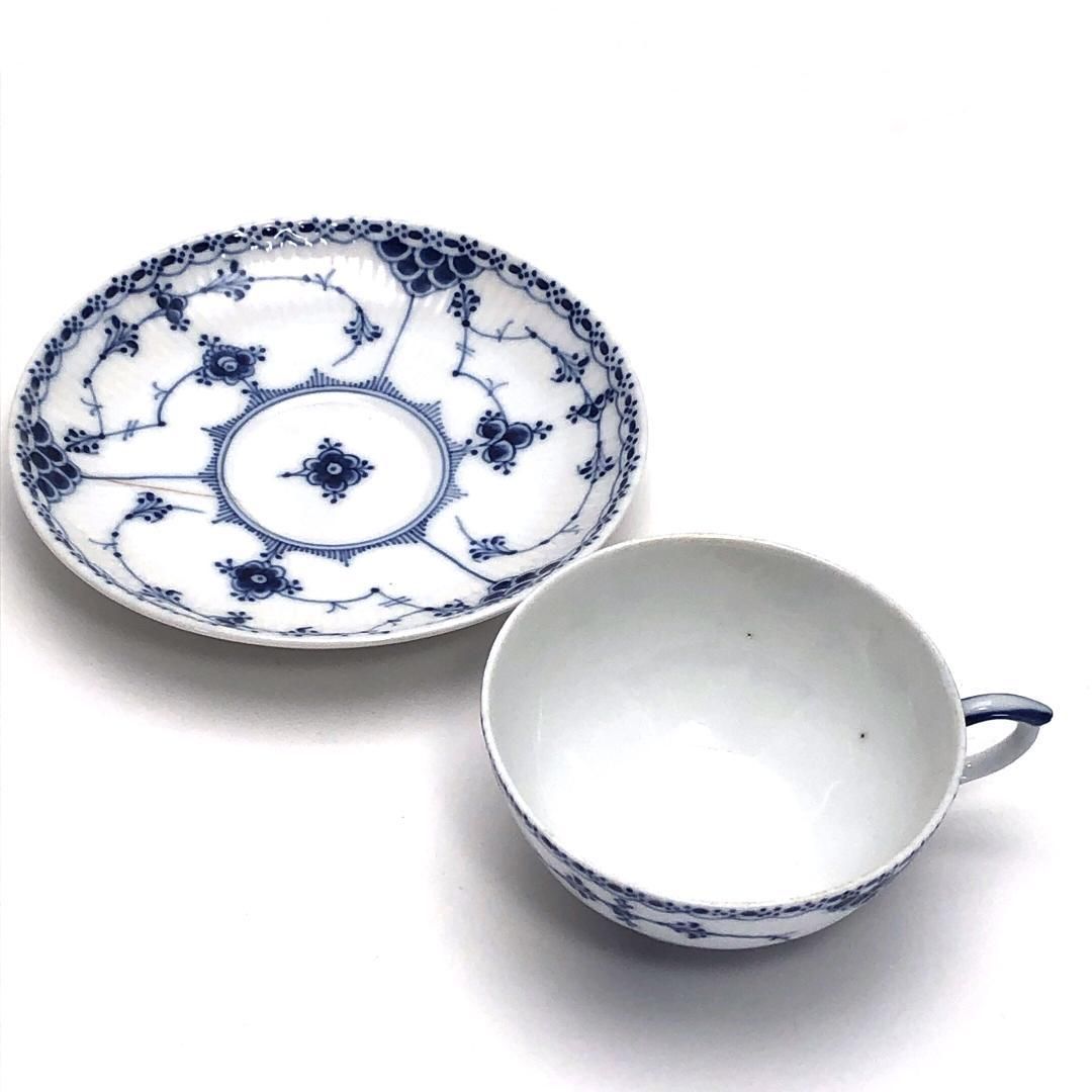 Royal Copenhagen ロイヤルコペンハーゲン／ブルーフルーテッド ハーフレース カップ＆ソーサー／陶器／ホワイト・ブルー