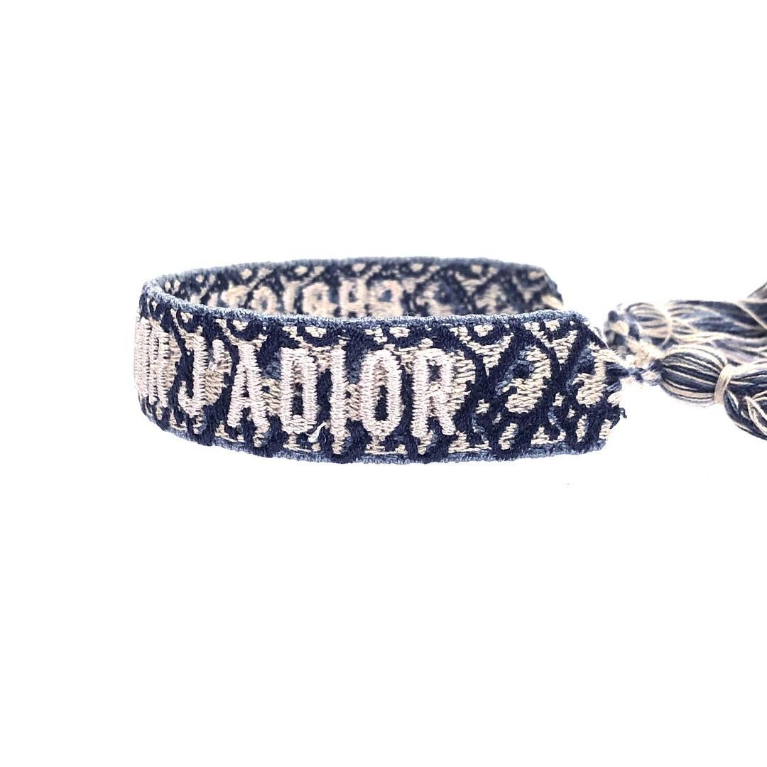 【美品・箱付き】Christian Dior クリスチャンディオール／オブリーク ミサンガ ブレスレット／ファブリック／ブラック・ホワイト