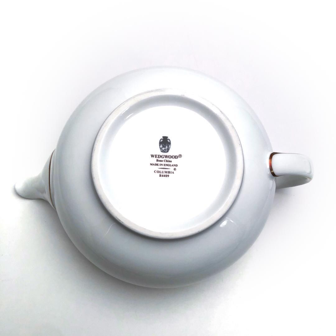【美品】WEDGWOOD ウェッジウッド／コロンビア セージグリーン ティーポット・シュガーポット・クリーマー セット／陶器／ホワイト・グリーン・ゴールド
