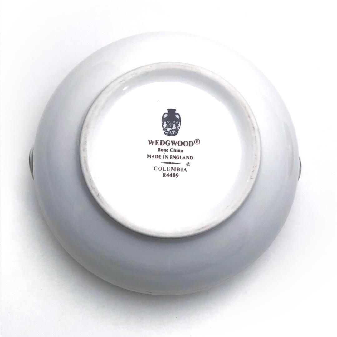 【美品】WEDGWOOD ウェッジウッド／コロンビア セージグリーン ティーポット・シュガーポット・クリーマー セット／陶器／ホワイト・グリーン・ゴールド