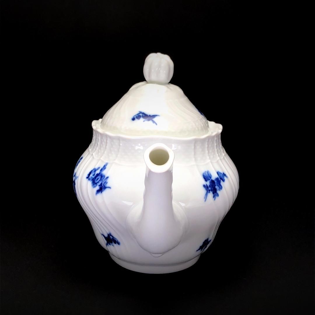 【美品】Richard Ginori リチャードジノリ／ベッキオブルー フラワーブーケ ティーポット／陶器／ホワイト・ブルー