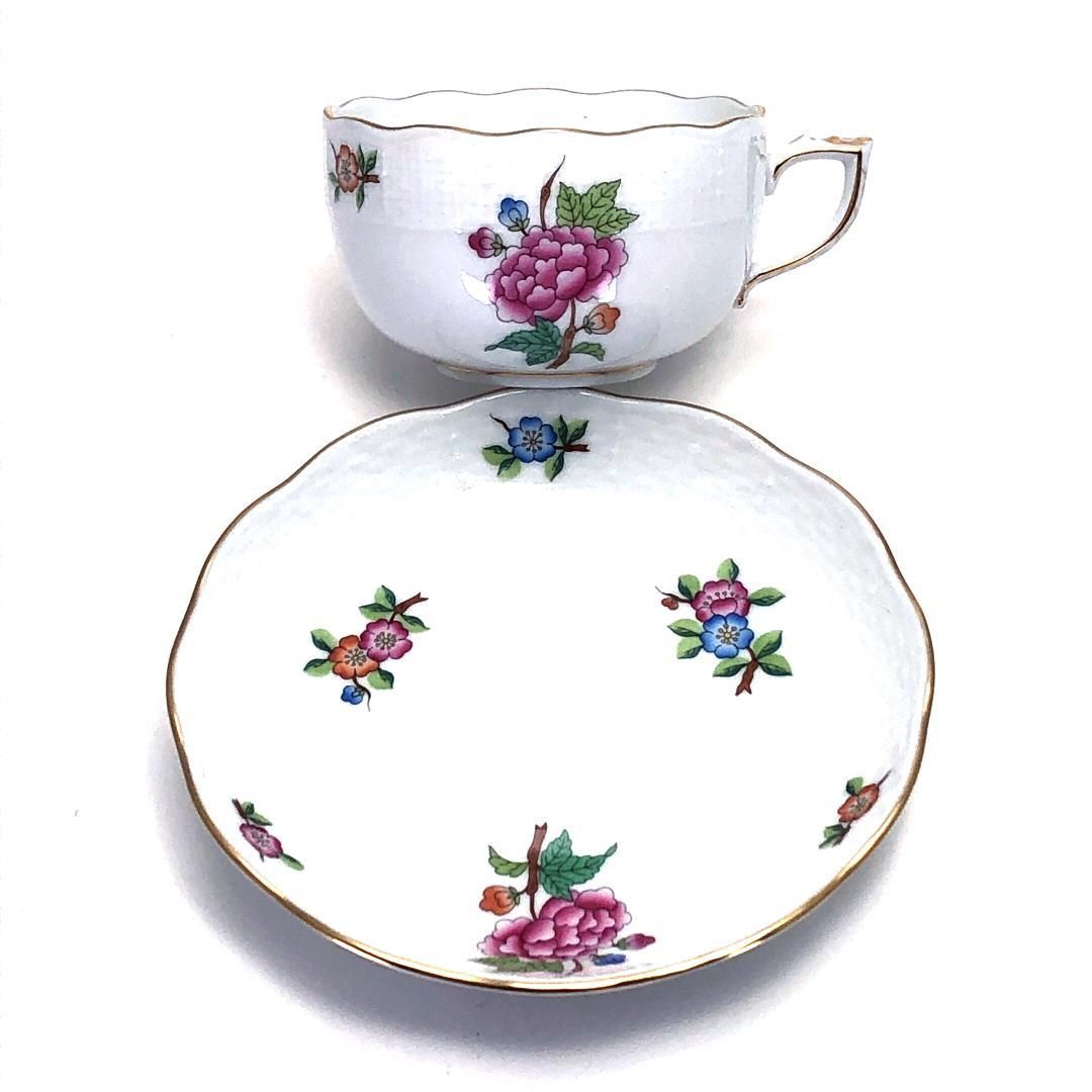 【美品】Herend ヘレンド／ETON イートン ティー カップ&ソーサー／金彩／花・フローラル／陶器／ホワイト・マルチカラー