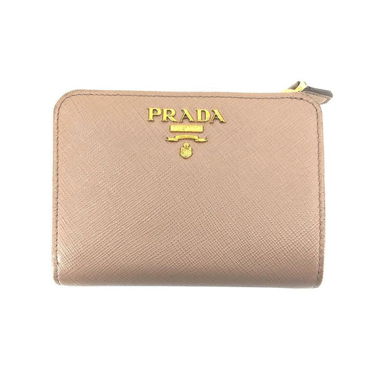 【美品】PRADA プラダ／二つ折り財布  ML018/230-A／商品名／サフィアーノレザー／ピンクベージュ