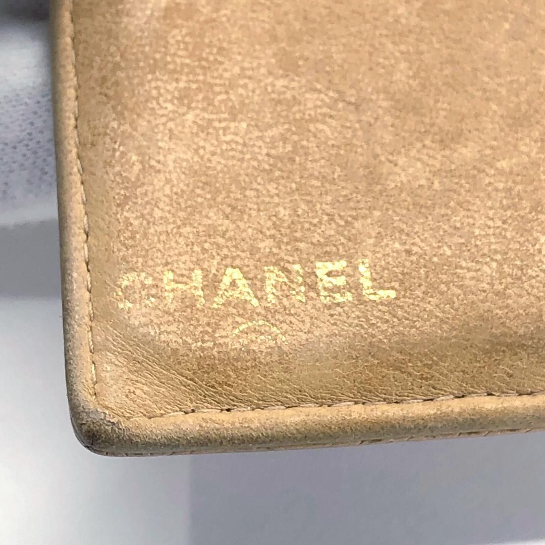 【美品・シール有】CHANEL シャネル／キャビアスキン  ココマーク 二つ折り財布／レザー／イエロー