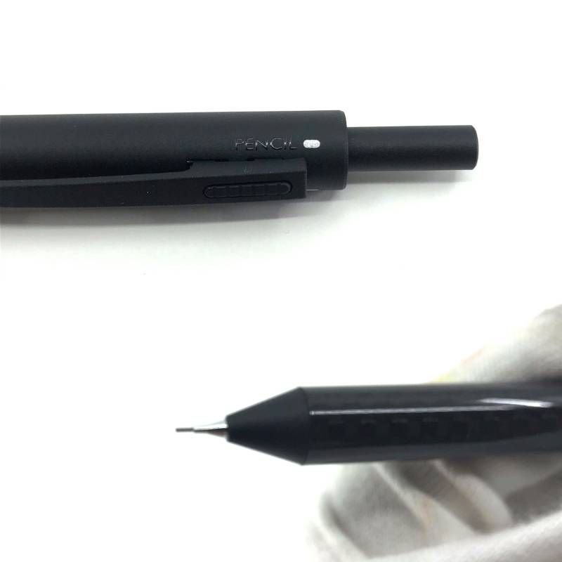 【美品・箱・説明書付き】ROMEO ロメオ 伊東屋／No.4／多機能ペン 4in1 カーボングリップ RM4-02／シャープペン ボールペン