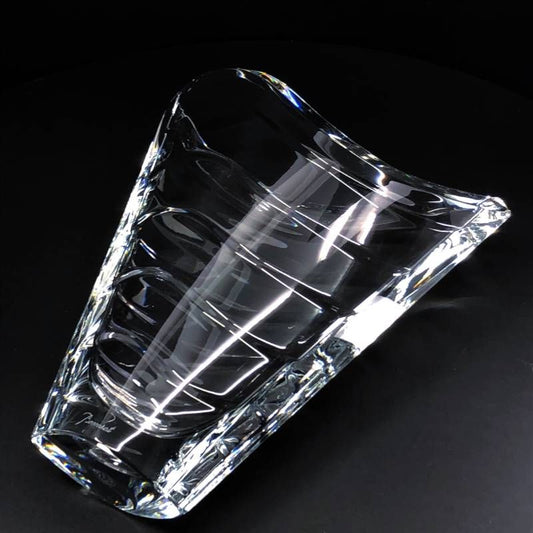 【美品・箱付き】Baccarat バカラ／ウェーブ フラワーベース 花瓶／クリスタルグラス／クリア／BC547