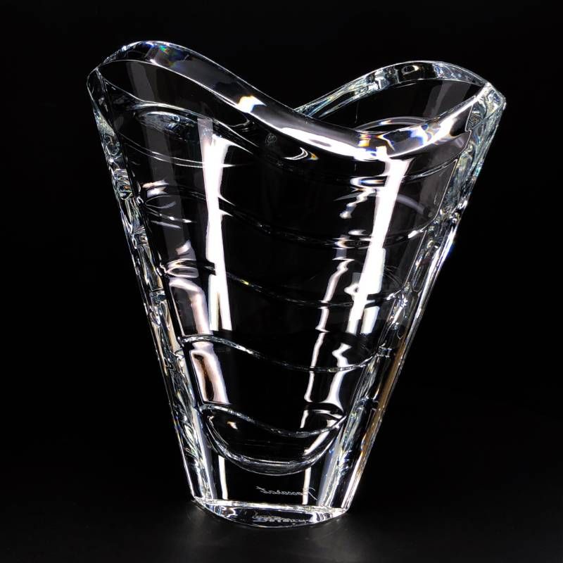【美品・箱付き】Baccarat バカラ／ウェーブ フラワーベース 花瓶／クリスタルグラス／クリア／BC547