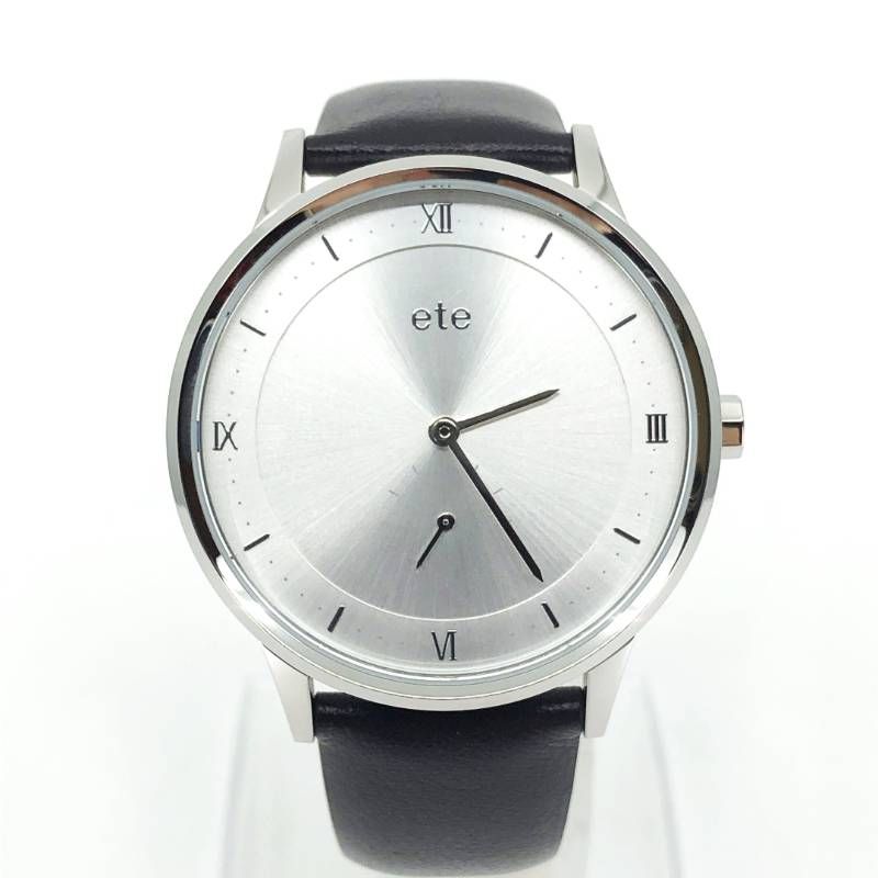 【美品・箱付き】ete エテ／メンズ 腕時計 スモールセコンド／クォーツ／ステンレス／シルバー