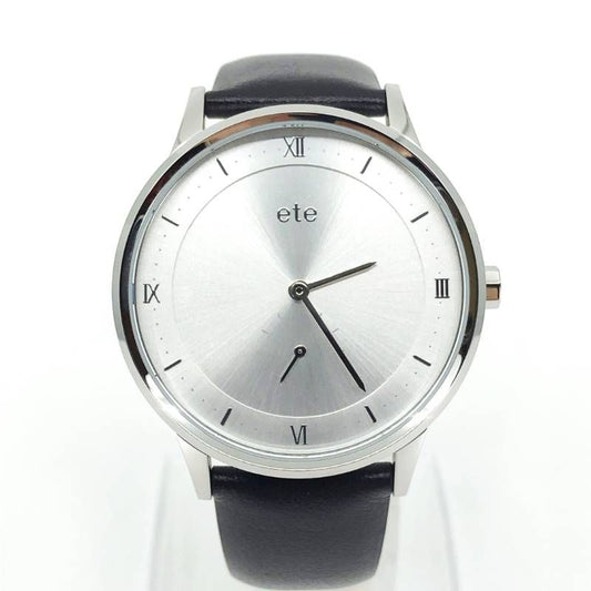 【美品・箱付き】ete エテ／メンズ 腕時計 スモールセコンド／クォーツ／ステンレス／シルバー