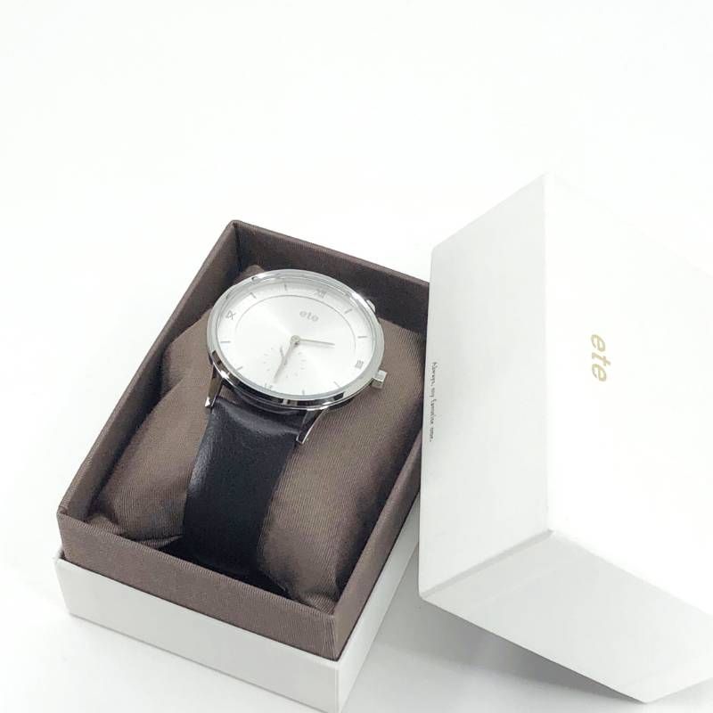 【美品・箱付き】ete エテ／メンズ 腕時計 スモールセコンド／クォーツ／ステンレス／シルバー
