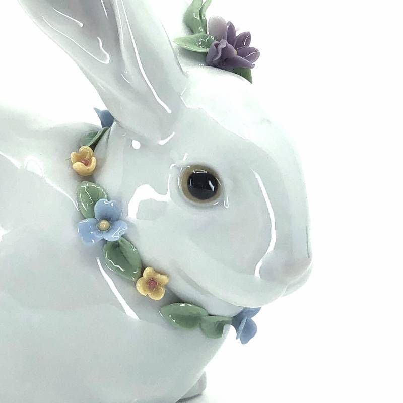 【美品】LLADRO リヤドロ／花飾りの白うさぎ II フィギュリン／陶器／マルチカラー