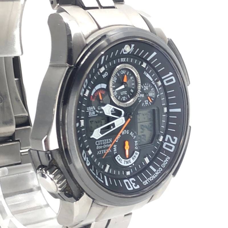 【美品・箱・取説・コマ付き】CITIZEN シチズン／エコドライブ U680-T013252／ソーラークォーツ／チタン／シルバー・ブラック