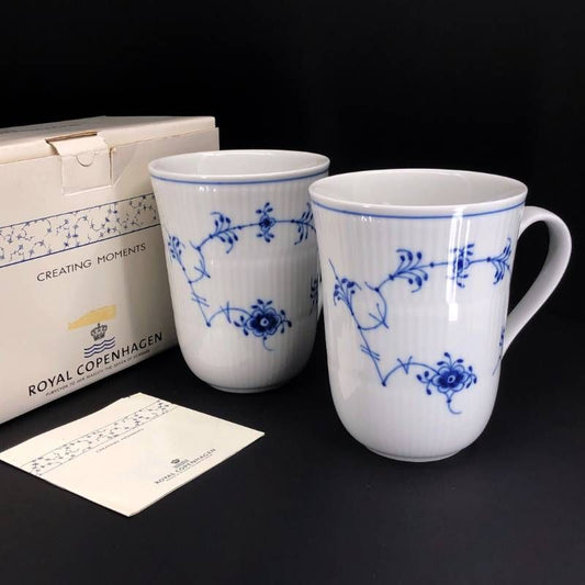 【美品】Royal Copenhagen ロイヤルコペンハーゲン／ブルーフルーテッド プレイン ペア マグカップ／陶器／ホワイト・ブルー