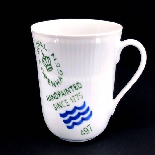 【訳あり・売り切り】Royal Copenhagen ロイヤルコペンハーゲン／フルーテッド シグネチャー マグカップ／陶器／ホワイト・ブルー