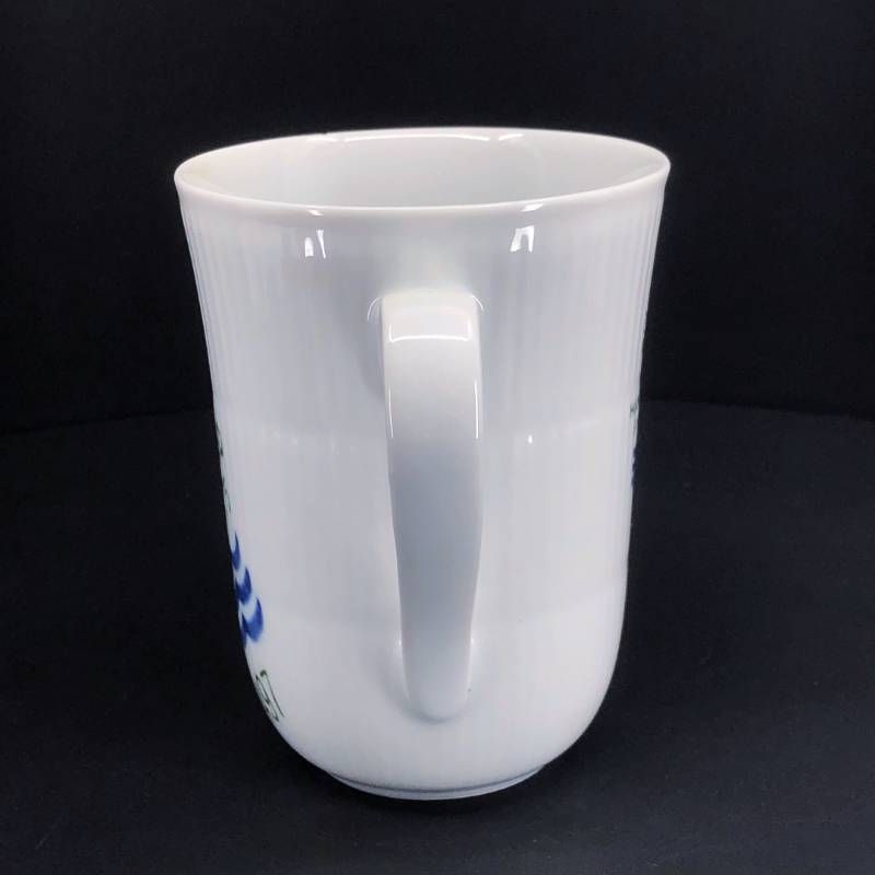 【訳あり・売り切り】Royal Copenhagen ロイヤルコペンハーゲン／フルーテッド シグネチャー マグカップ／陶器／ホワイト・ブルー