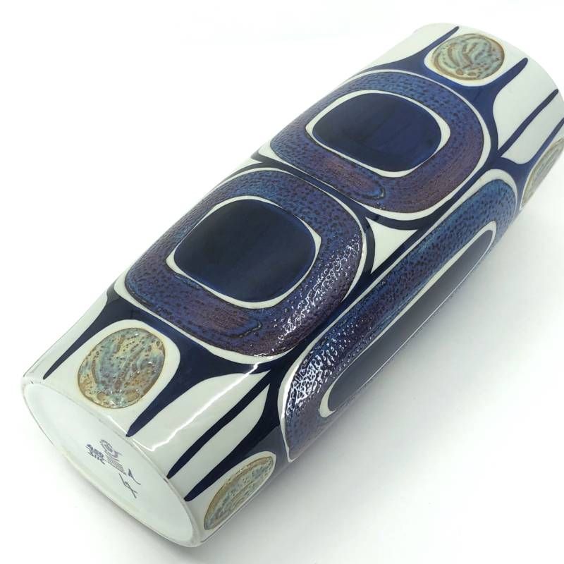 【美品】Royal Copenhagen ロイヤルコペンハーゲン／カリ・クリステンセンデザイン テネラ フラワーベース 花瓶／陶器／ホワイト・ブルー