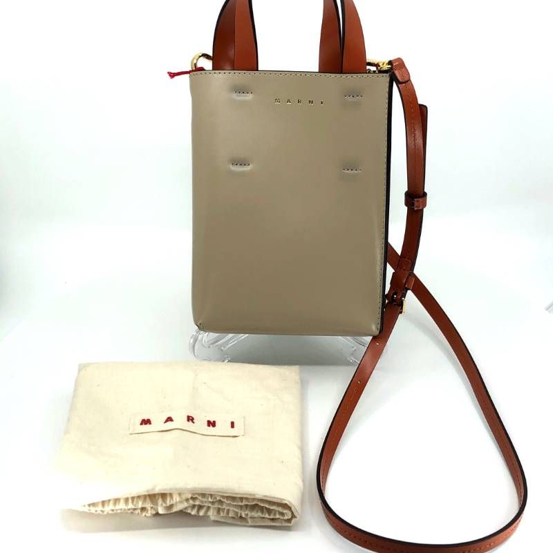 【美品】MARNI マルニ／ミュゼオ ナノ バイカラー 2way ショルダーバッグ SHMP0050Y0 ／レザー／ベージュ・ディープグリーン