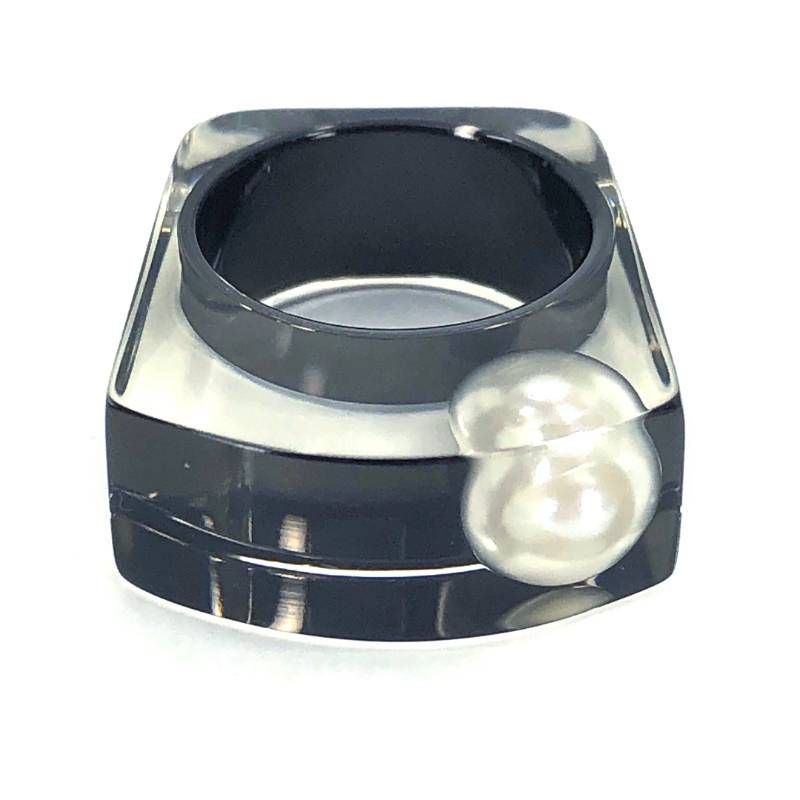 【美品】JUTIQU ジュティク／樹脂 リング 指輪／12号／樹脂・樹脂パール／クリア・ブラック・ホワイト