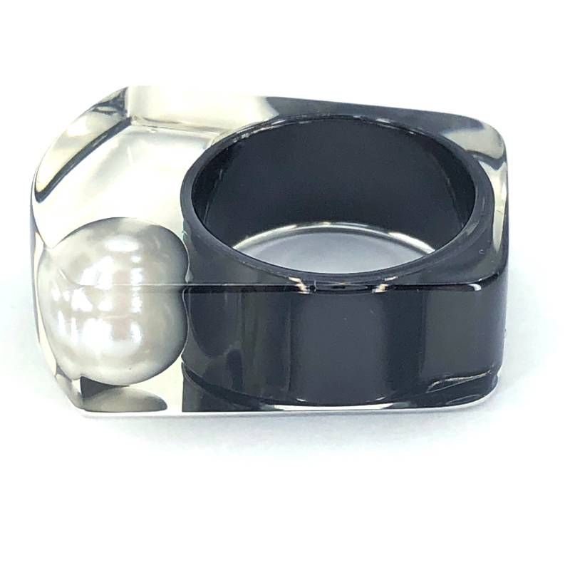 【美品】JUTIQU ジュティク／樹脂 リング 指輪／12号／樹脂・樹脂パール／クリア・ブラック・ホワイト