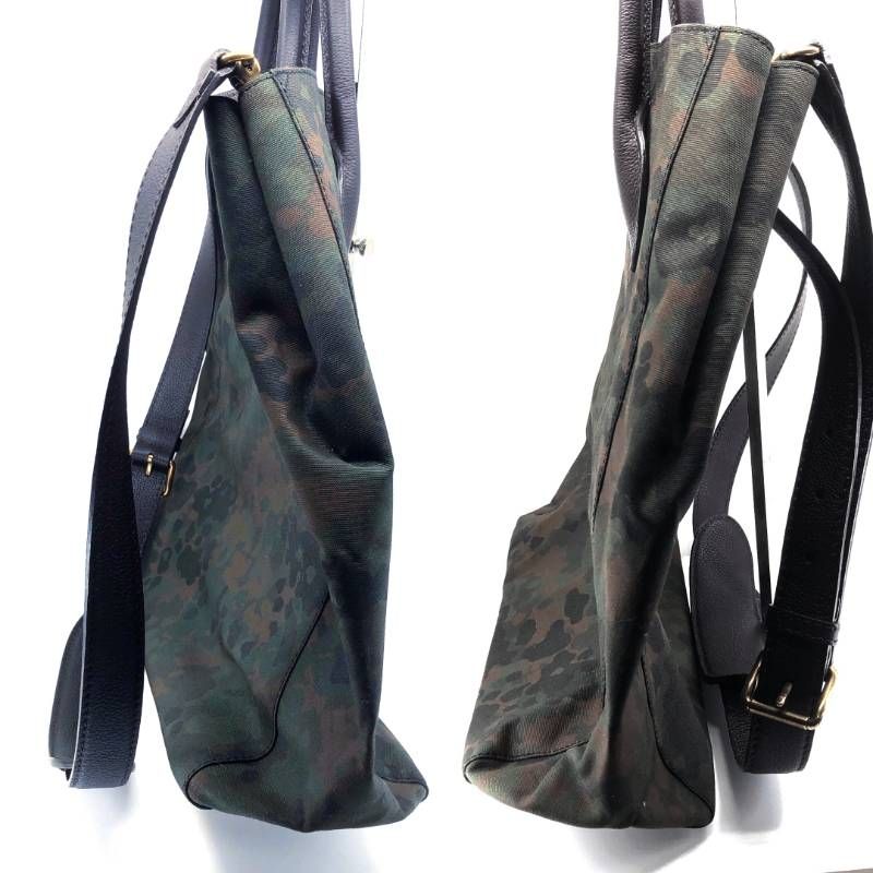 【美品】BURBERRY バーバリー／迷彩 カモフラージュ 2way トートバッグ／プローサム レザー・キャンバス／カモフラ・グリーン・ブラック