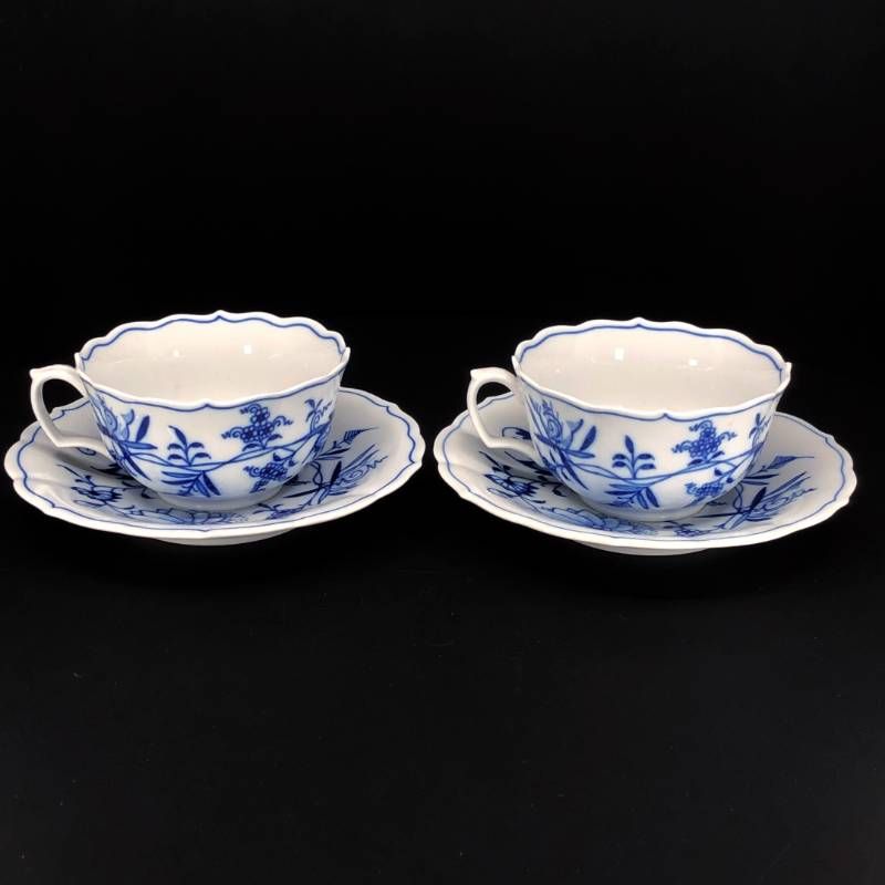 【美品】MEISSEN マイセン／ブルーオニオン ペア ティー カップ＆ソーサー／陶器／ホワイト・ブルー