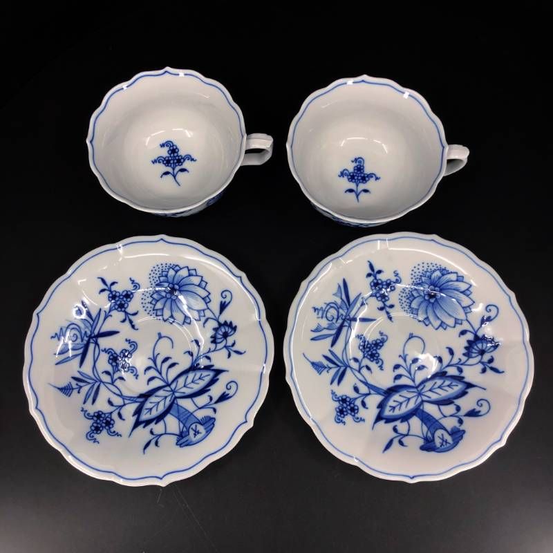 【美品】MEISSEN マイセン／ブルーオニオン ペア ティー カップ＆ソーサー／陶器／ホワイト・ブルー