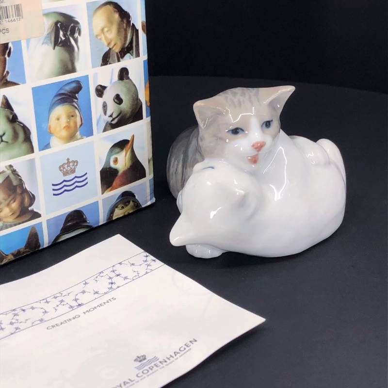 【美品・箱付き】Royal Copenhagen ロイヤルコペンハーゲン／2匹の猫 フィギュリン／陶器／マルチカラー
