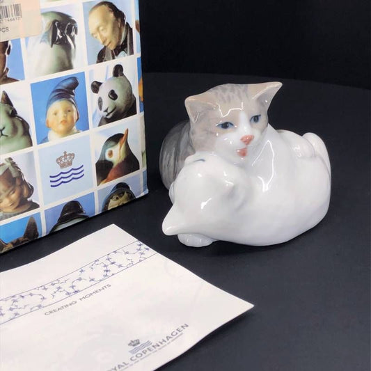 【美品・箱付き】Royal Copenhagen ロイヤルコペンハーゲン／2匹の猫 フィギュリン／陶器／マルチカラー