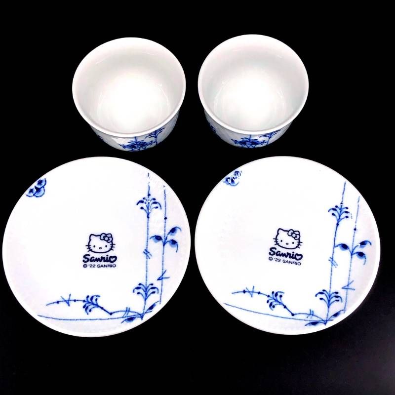【美品・箱付き】Royal Copenhagen ロイヤルコペンハーゲン／ブルーパルメッテ キティちゃん サンリオ ノーハンドル ペア カップ＆ソーサー 湯飲み 2客／陶器／ホワイト