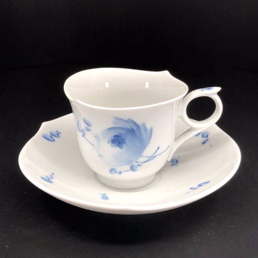 【訳あり・売り切り・美品】MEISSEN マイセン／青い花 モカ カップ＆ソーサー／陶器／ホワイト・ブルー