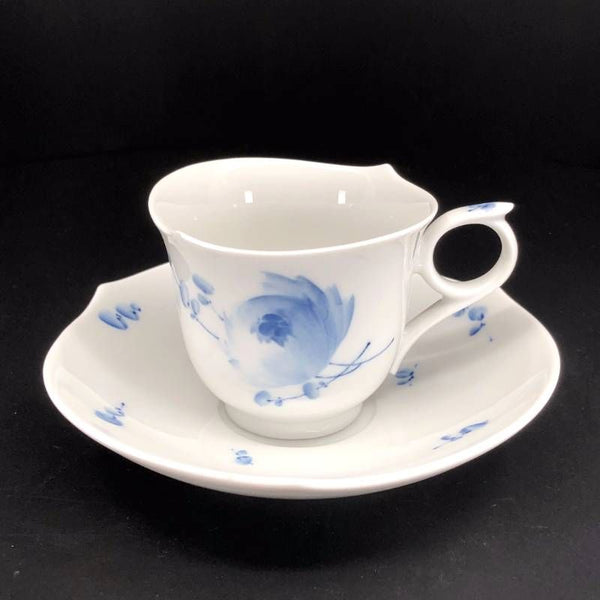【訳あり・売り切り・美品】MEISSEN マイセン／青い花 モカ カップ＆ソーサー／陶器／ホワイト・ブルー