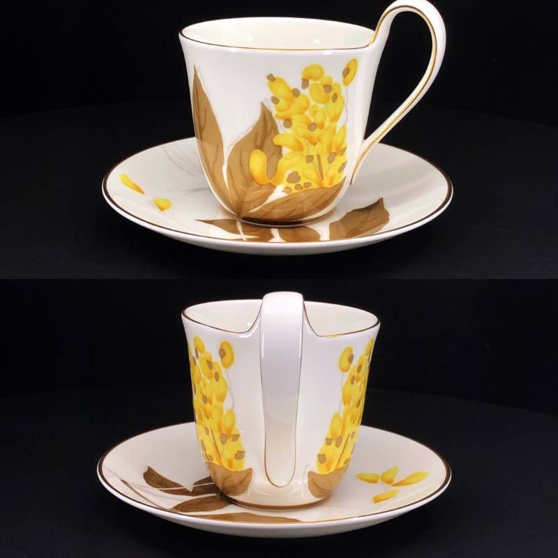 Royal Copenhagen ロイヤルコペンハーゲン／ハイハンドル ペア カップ＆ソーサー 2客／陶器／ホワイト・マルチカラー