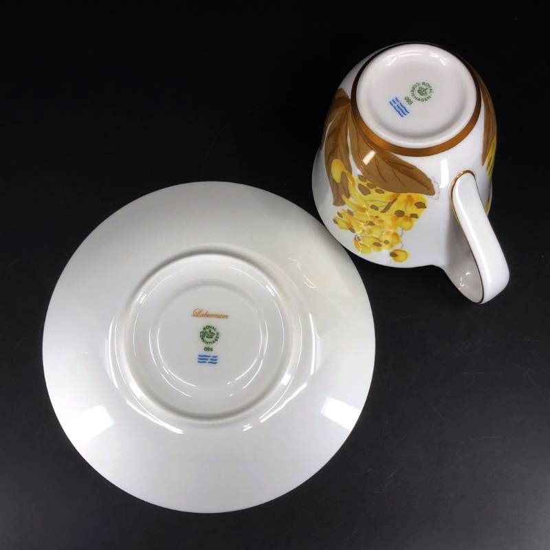 Royal Copenhagen ロイヤルコペンハーゲン／ハイハンドル ペア カップ＆ソーサー 2客／陶器／ホワイト・マルチカラー