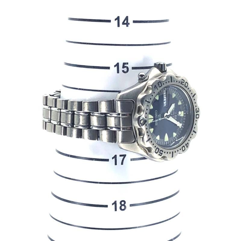 【ケース・取説・コマ付き】SEIKO セイコー／AGS（キネティック） スキューバ 200m 5M23-6B40／蓄電クォーツ／チタン／シルバー・ブラック
