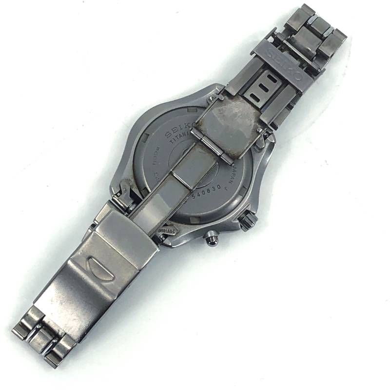 【ケース・取説・コマ付き】SEIKO セイコー／AGS（キネティック） スキューバ 200m 5M23-6B40／蓄電クォーツ／チタン／シルバー・ブラック