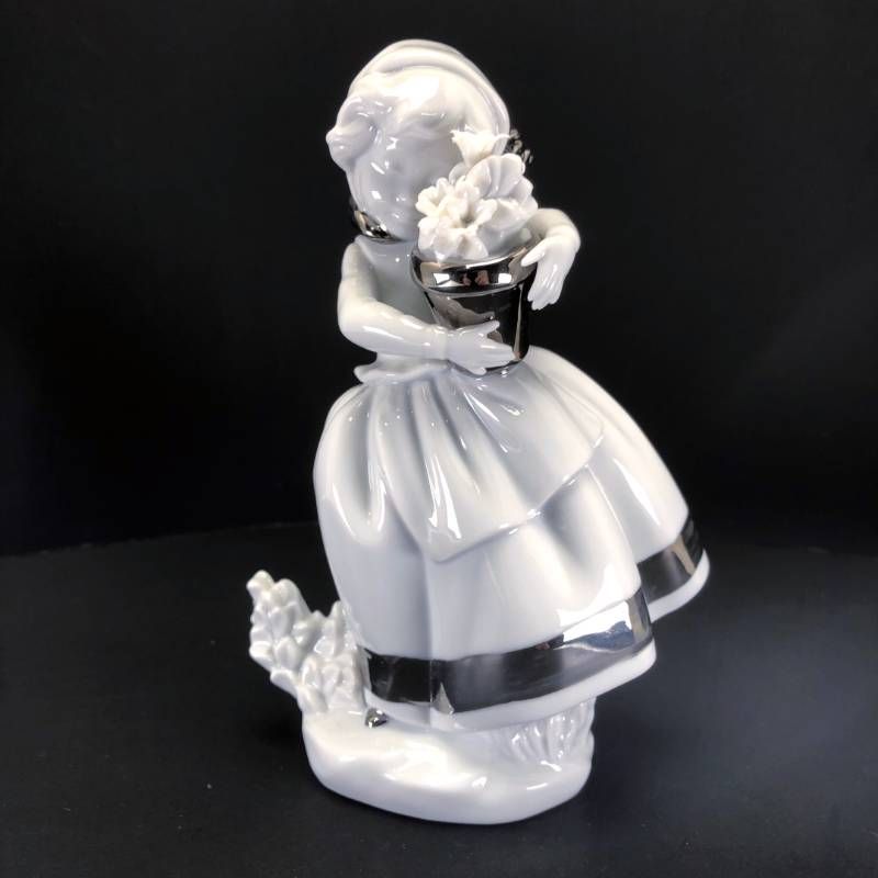 【美品・箱付き】LLADRO リヤドロ／花と少女 春が来た リ・デコ コレクション／5223／陶器／ホワイト・シルバー