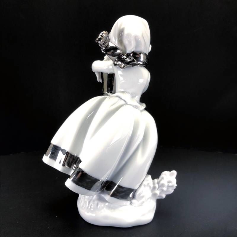 【美品・箱付き】LLADRO リヤドロ／花と少女 春が来た リ・デコ コレクション／5223／陶器／ホワイト・シルバー