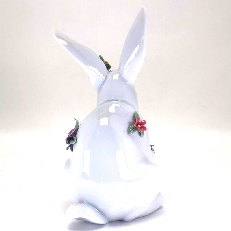 【美品・箱付き】LLADRO リヤドロ／花飾りの白うさぎ フィギュリン／陶器／マルチカラー