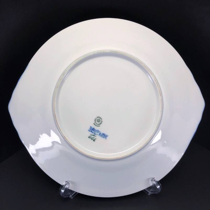 【美品】Royal Copenhagen ロイヤルコペンハーゲン／ブルーフルーテッド ハーフレース ケーキディッシュ プレート 大皿 耳付／31cm／陶器／ホワイト・ブルー