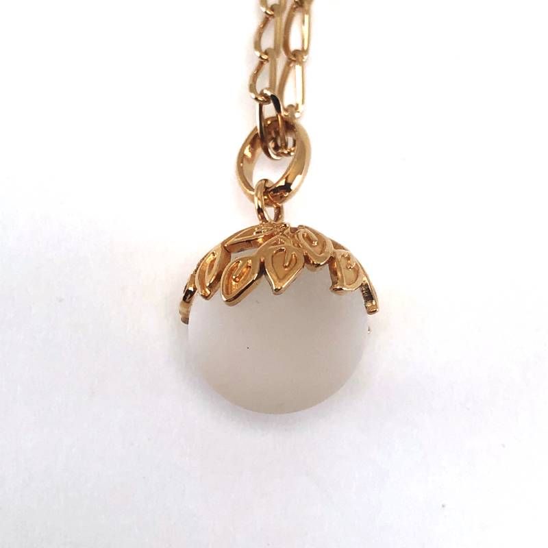 【美品・箱付き】Lalique ラリック／クリスタル ネックレス／グラス・GP／乳白色・ゴールド