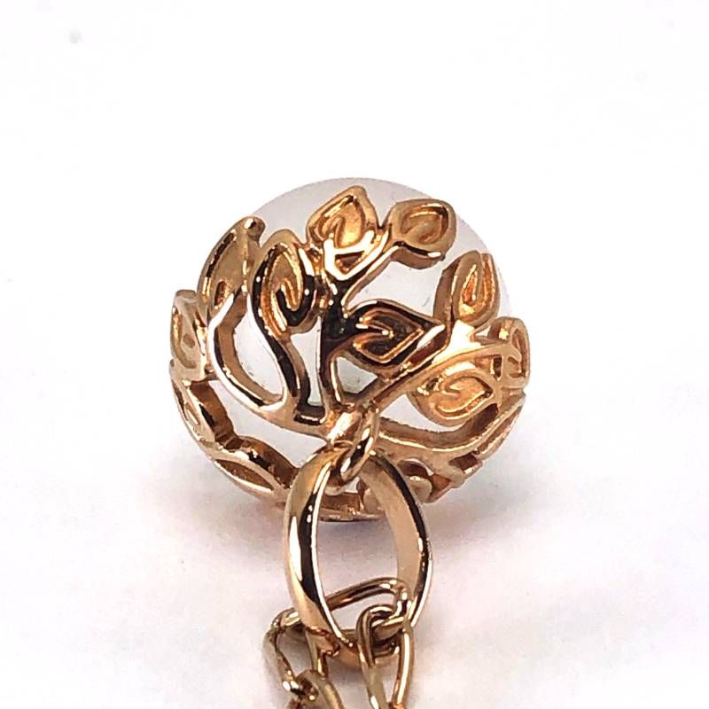 【美品・箱付き】Lalique ラリック／クリスタル ネックレス／グラス・GP／乳白色・ゴールド