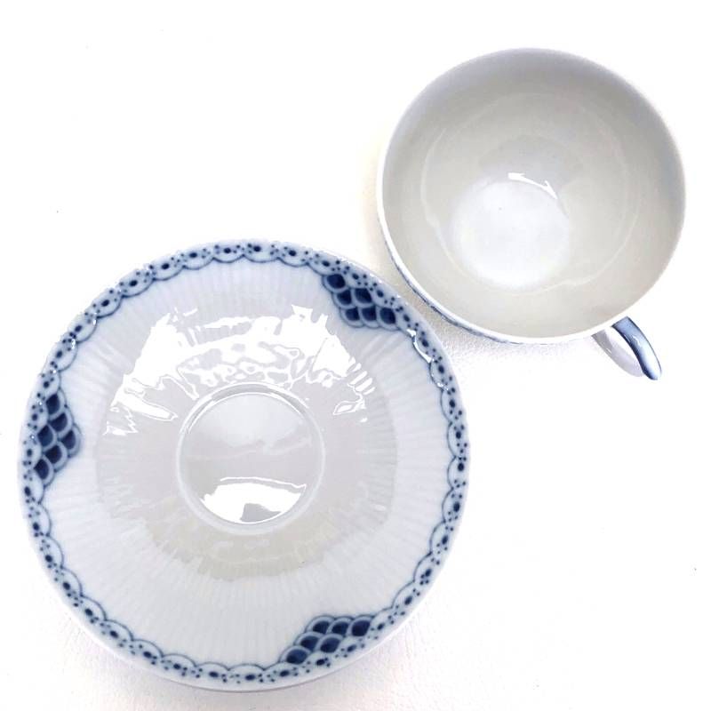 【美品・箱付き】Royal Copenhagen ロイヤルコペンハーゲン／プリンセス ティー カップ&ソーサー／陶器／ホワイト・ブルー